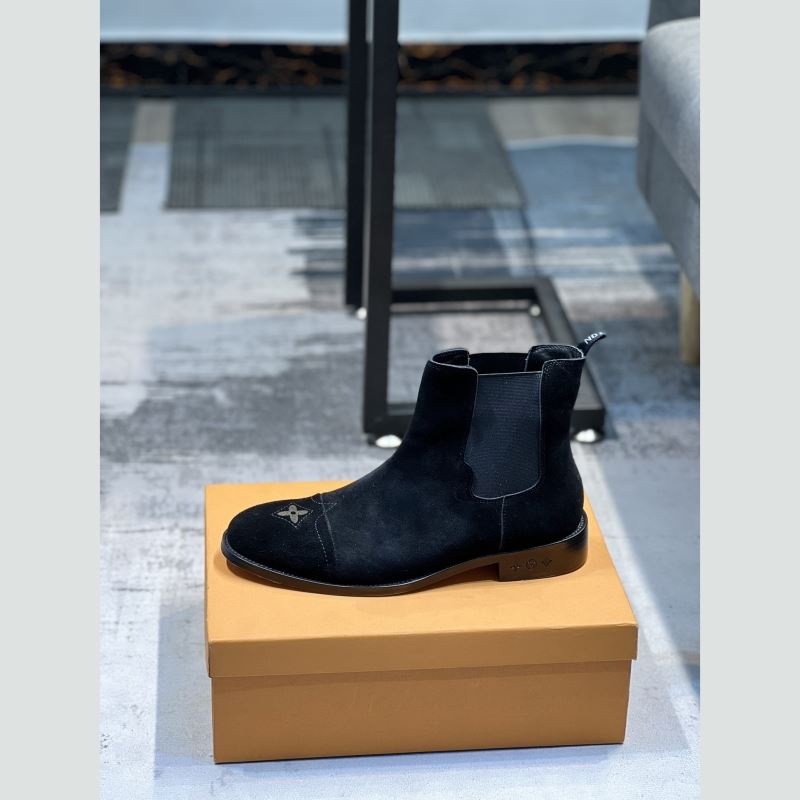 l**is V*t*n boots